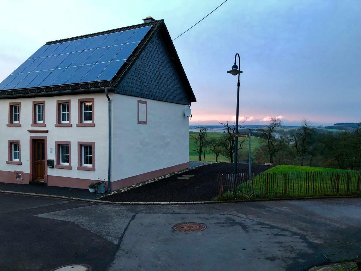 Auszeit-Eifel Eifelhaus "Burgass 1807" Sauna & Badezuber Willwerscheid Esterno foto