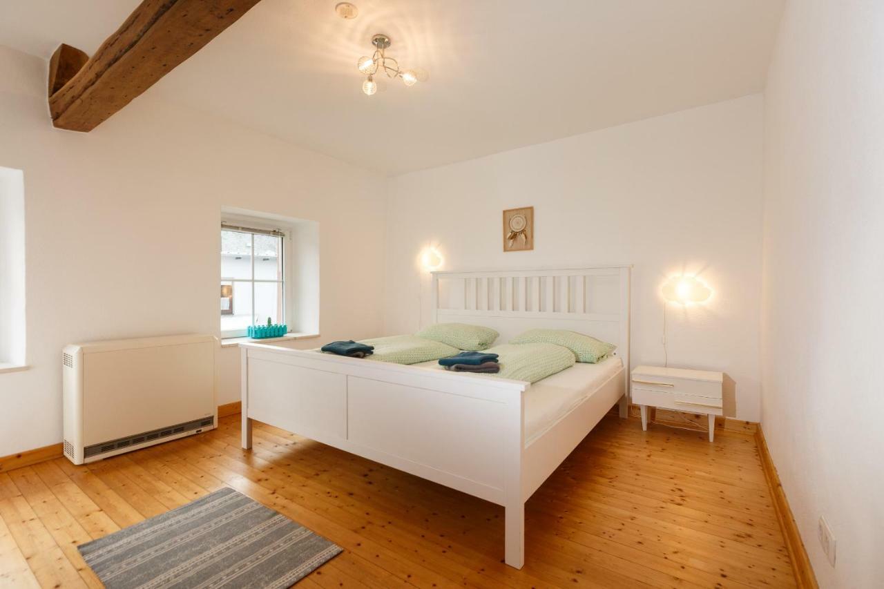 Auszeit-Eifel Eifelhaus "Burgass 1807" Sauna & Badezuber Willwerscheid Esterno foto